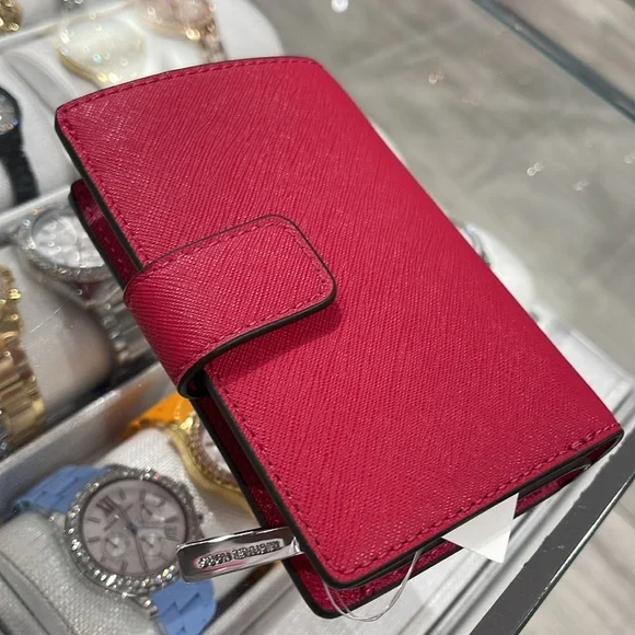 MICHAEL KORS Medium Saffiano Leather Bifold ZP CN Wallet
COLOR DK RASPBERRY
NWT - Picture 8 of 16